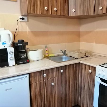 Apollo Vendeghaz Apartment Edelény Екстериор снимка