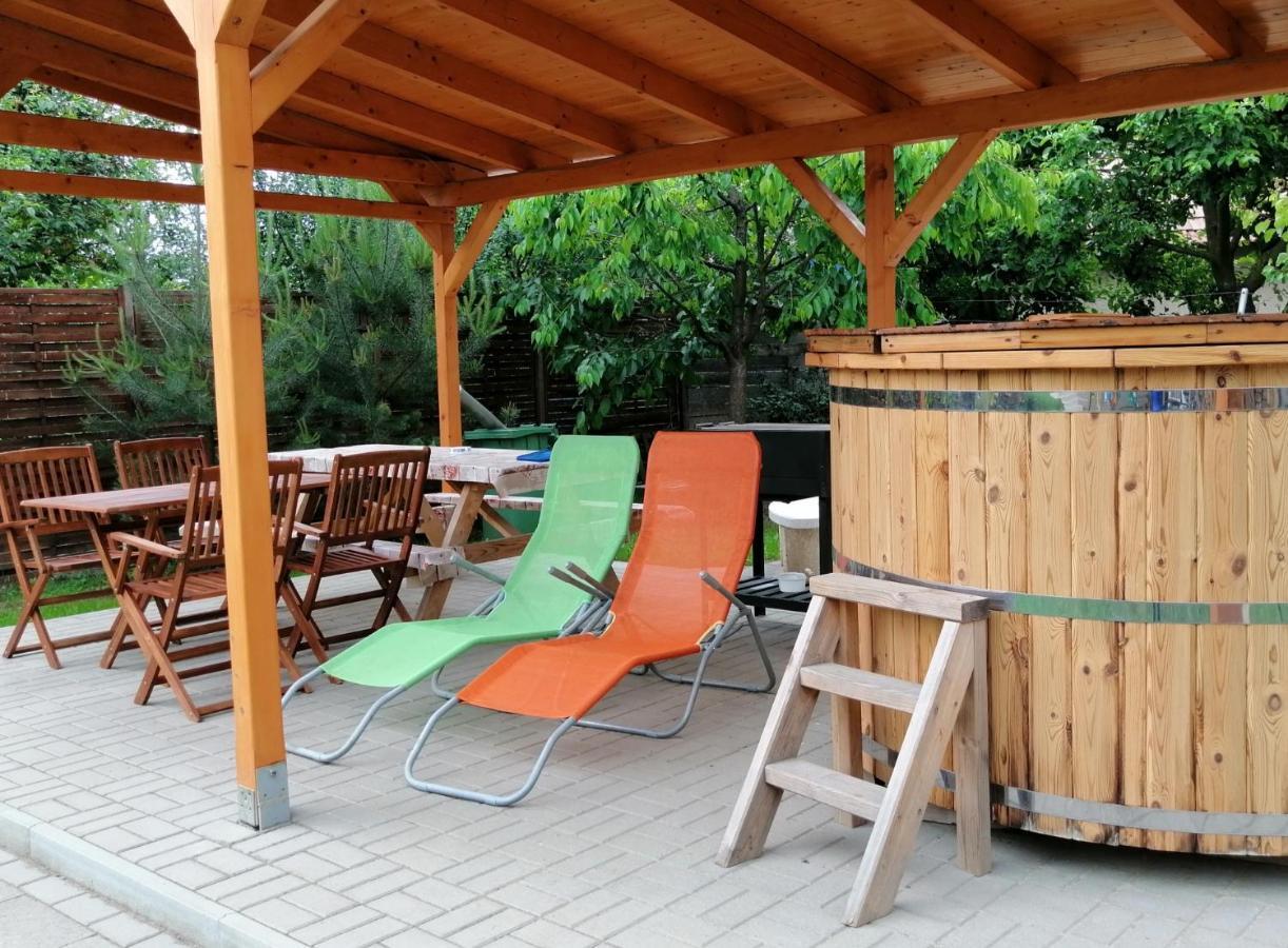 Apollo Vendeghaz Apartment Edelény Екстериор снимка