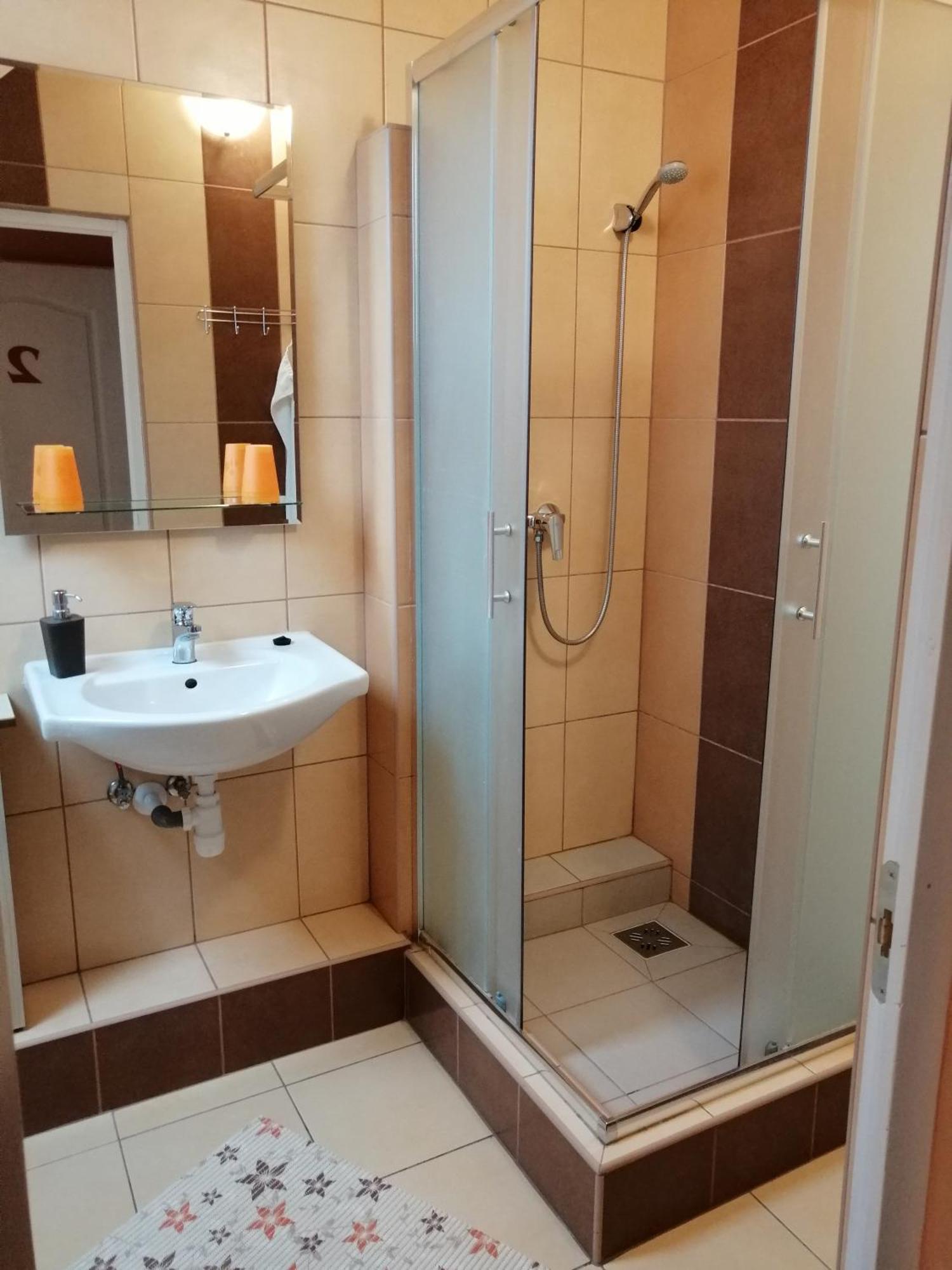 Apollo Vendeghaz Apartment Edelény Екстериор снимка